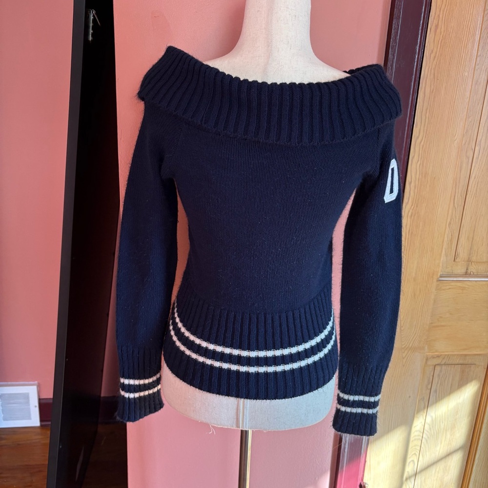 Cozy 90's Delia's Off the Shoulder Sweater - Picture 3 of 7